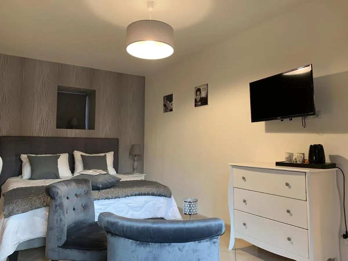La Biche Au Bois Piscine Chauffee Jacuzzi Villa Cazals