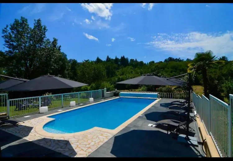 La Biche Au Bois Piscine Chauffee Jacuzzi Villa Cazals  Holiday home Cazals (Lot)